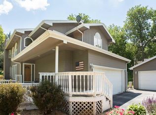 12075 Waldon Cir, Council Bluffs, IA 51503
