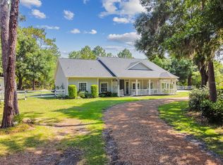 31442 Cross Creek Ln, Zephyrhills, FL 33543