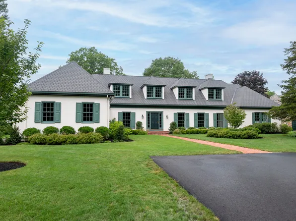 34 Rocky Ridge Ln, Dedham, MA 02026