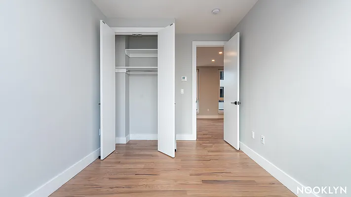 Rented by Nooklyn NYC LLC | media 82