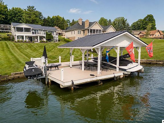 4th image of 380 Baldwin Dr