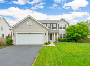 1417 Marigold Ln, Minooka, IL 60447