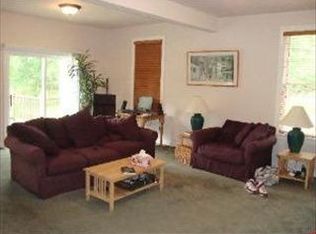 27407 N Williams Park Rd, Wauconda, IL 60084