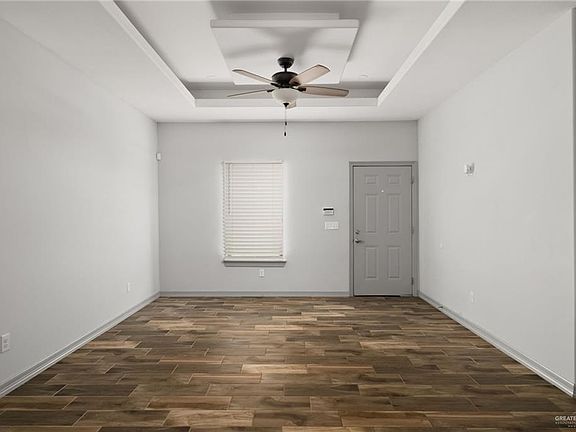 2nd image of 5800 Nightingale Ave #3