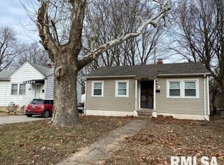 2217 E Monroe St, Springfield, IL 62703