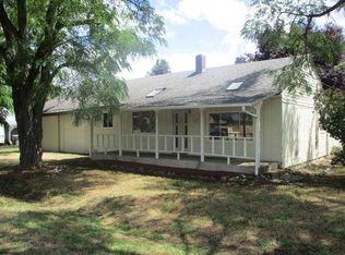 1004 Pine St, Brownsville, OR