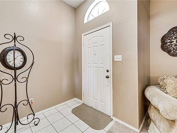 2nd image of 6403 Brookglen Dr
