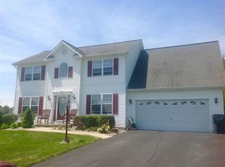 11 Apple Tree Ln, Gansevoort, NY 12831