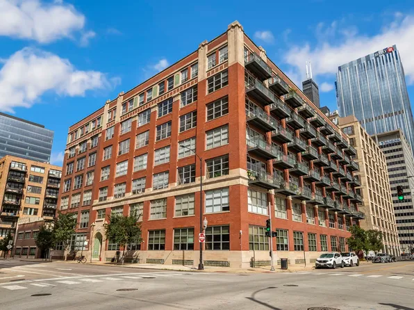 333 S Desplaines St APT 607, Chicago, IL 60661