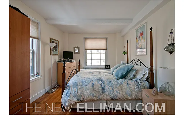 Sold by Douglas Elliman | media 10