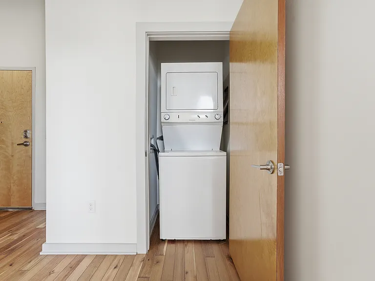 601 Stockton St #203 — Photo 10