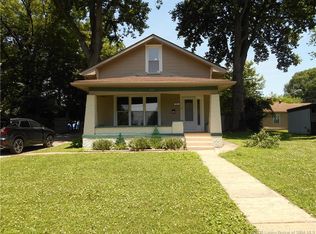 621 Main St, Jeffersonville, IN