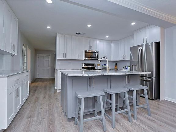 5th image of 9629 Orange Grove Dr