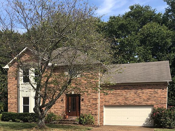 2nd image of 612 Bonnie Pl
