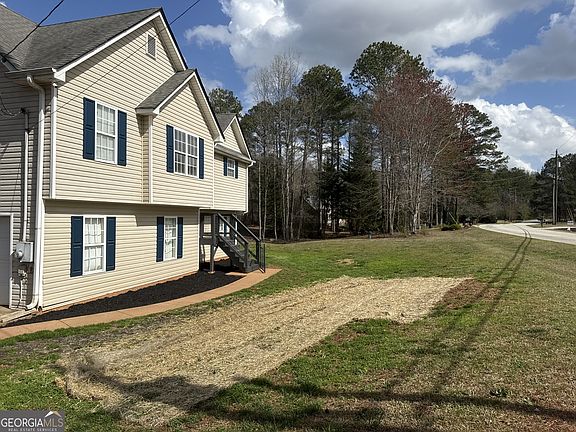 2nd image of 128 Deep Step Rd
