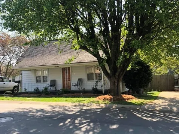 3008 Yadkin Ave, Charlotte, NC 28205