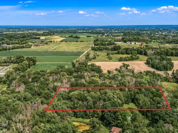 25 Itasca Ave, Forest Lake, MN 55025