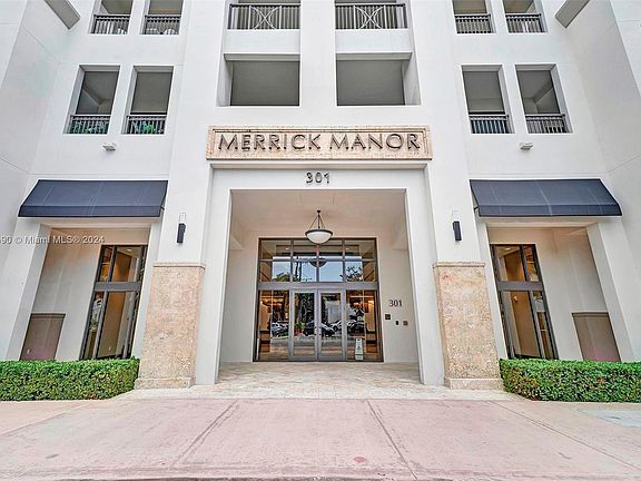 3rd image of 301 Altara Ave #427