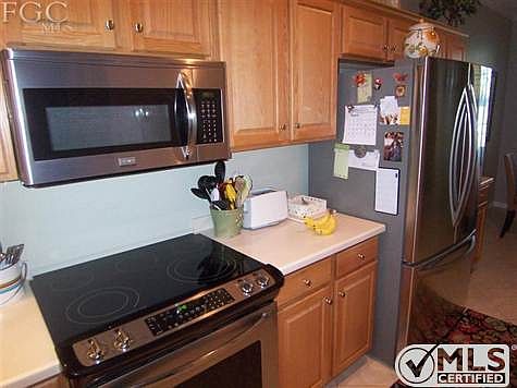 4th image of 20051 Sanibel View Cir Unit 106