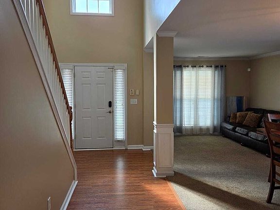 3rd image of 850 Glenns Farm Way