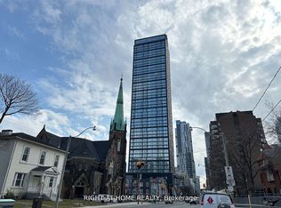 319 Jarvis St #4008, Toronto, ON M5B 2C2