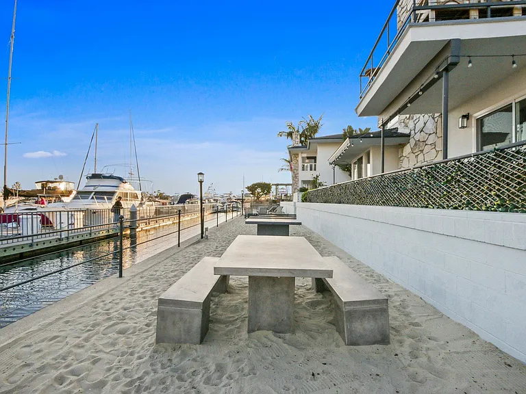 The Waterfront — Photo 168