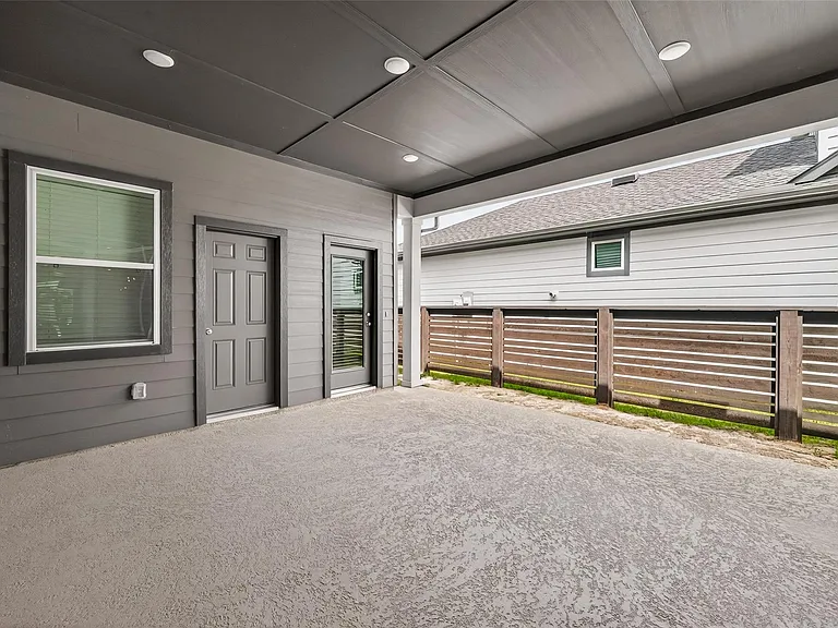 18406 Generous Ln — Photo 25
