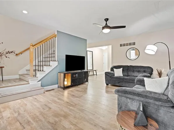 13014 Washington Ct, Kansas City, KS 66109