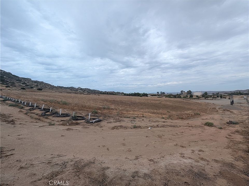 1st image of 22220 Passage Rd