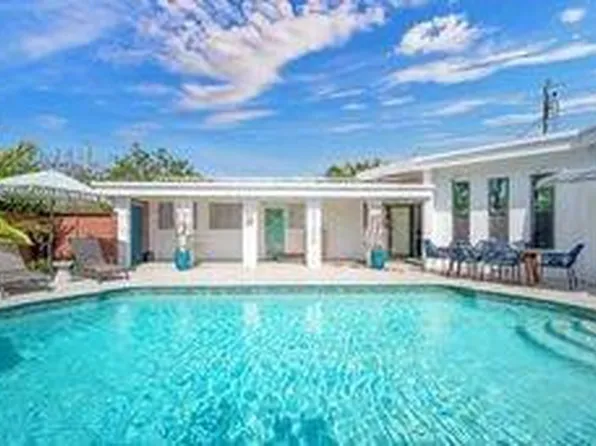 226 Corsair Ave, Lauderdale By The Sea, FL 33308