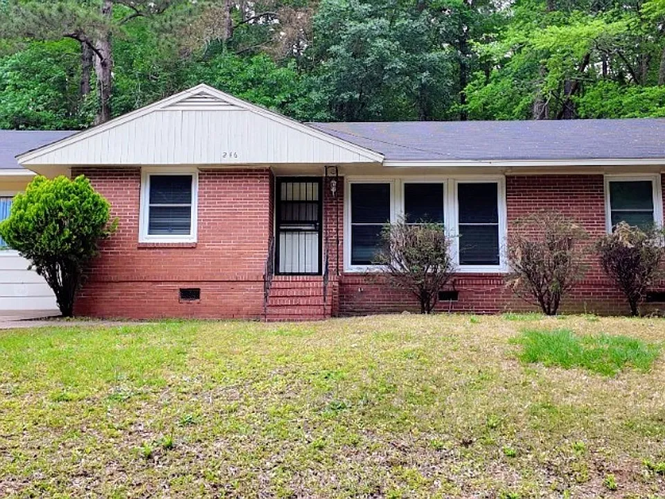 246 Robert E Lee Dr