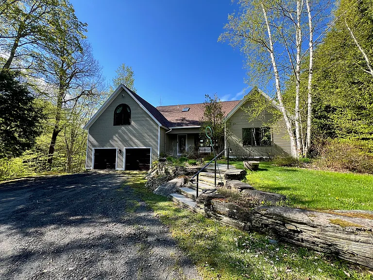 363 Gilcrist Rd — Photo 24