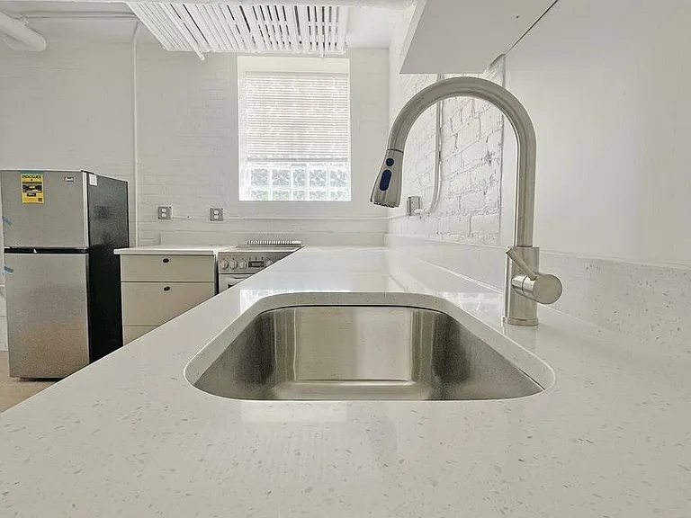 Glynn Court Apartments — Photo 23