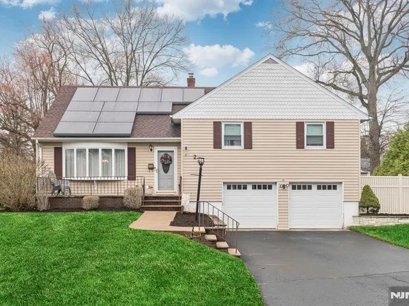 275 High St, Norwood, NJ 07648