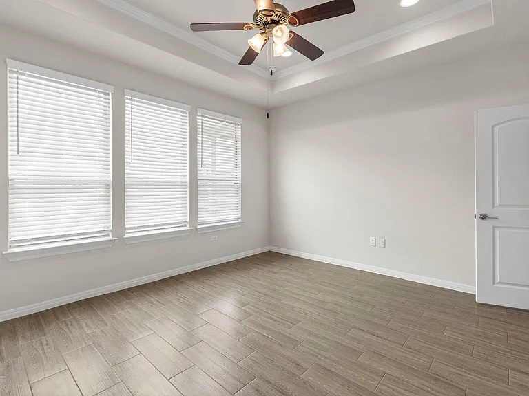 9802 Acero Dr — Photo 19