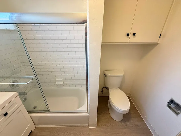 10943 Fruitland Dr #7 — Photo 15