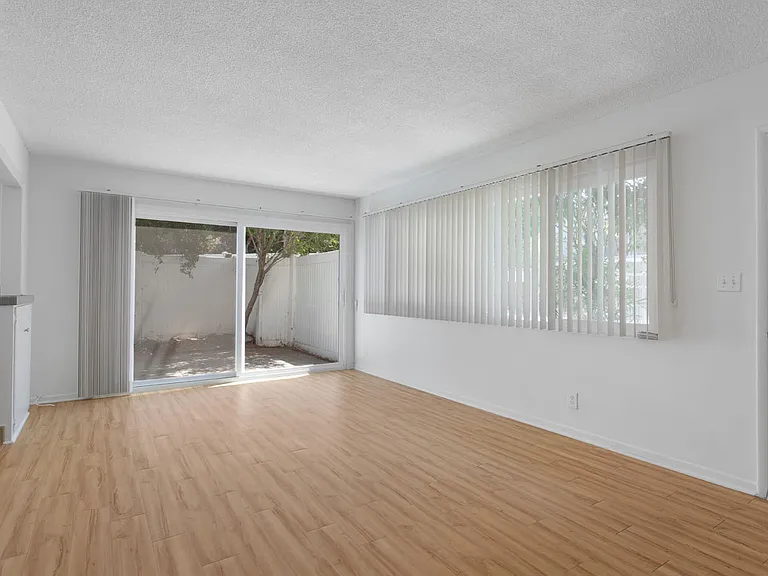 974 Haverford Ave #2 — Photo 12