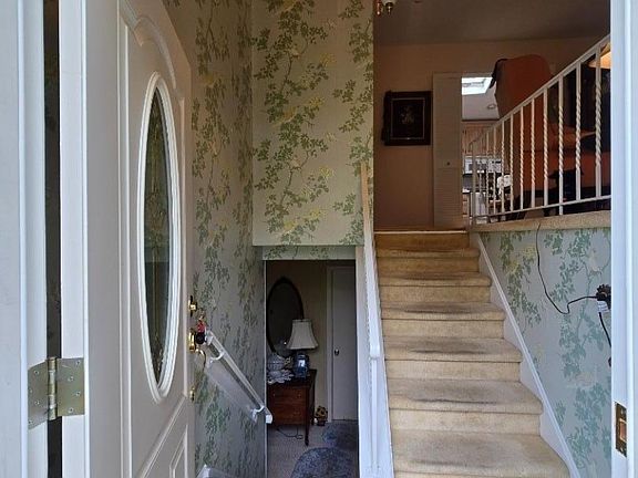 4th image of 3 Perrelli Ln