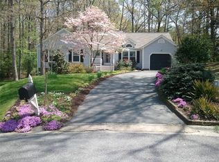 14601 Ridge Point Dr, Midlothian, VA 23112