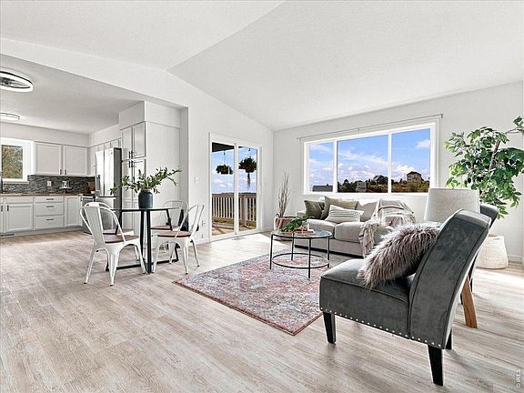 5th image of 5233 Rim Rock Ln