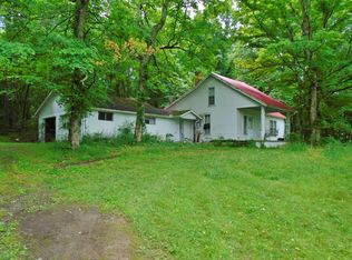 3631 Sandy Springs Rd, Cedar Hill, TN 37032