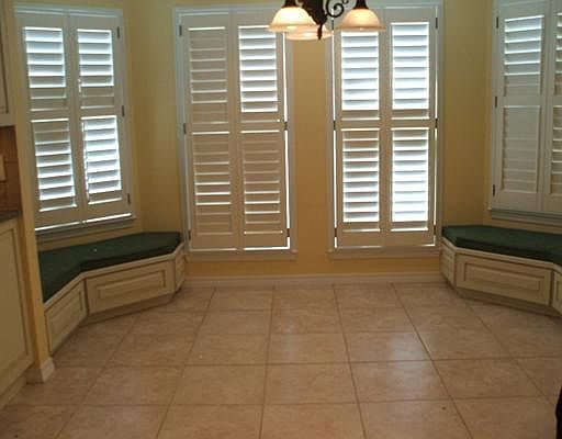 4th image of 2712 Robert Hiram Dr