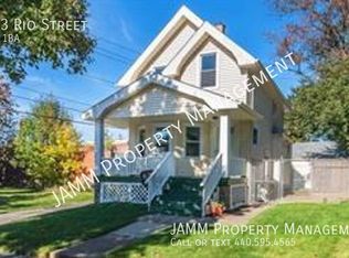 1413 Rio St, Lakewood, OH 44107