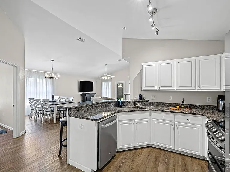 3747 Boardwalk Ct — Photo 21