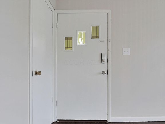 3rd image of 5180-5182 Beacon Hill Ct