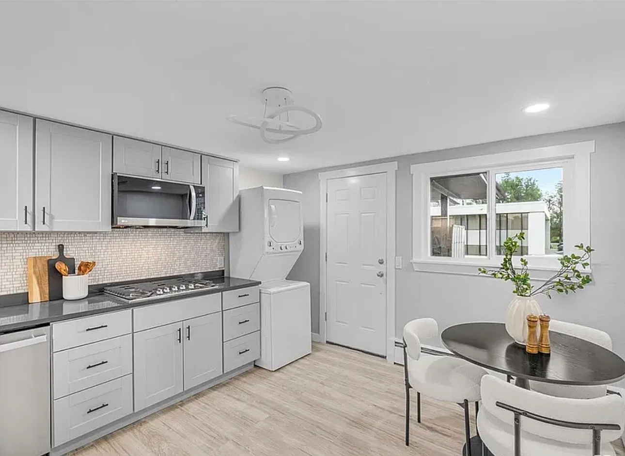 W 14th Ave, Lakewood — Photo 1