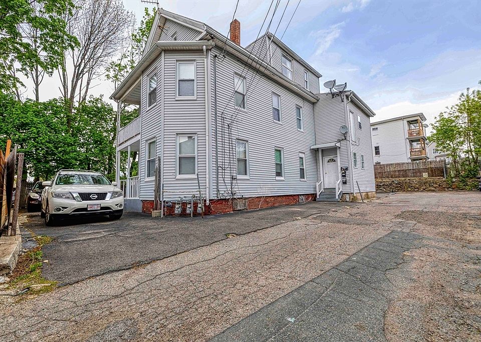 1st image of 10 Main Street Pl