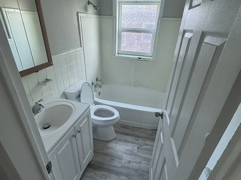 6625 Thurston Ave — Photo 5