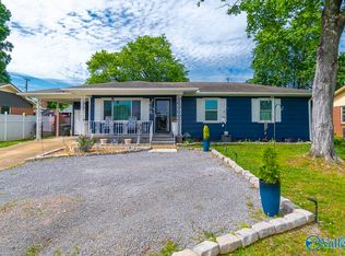 608 Clearview St SW, Decatur, AL 35601