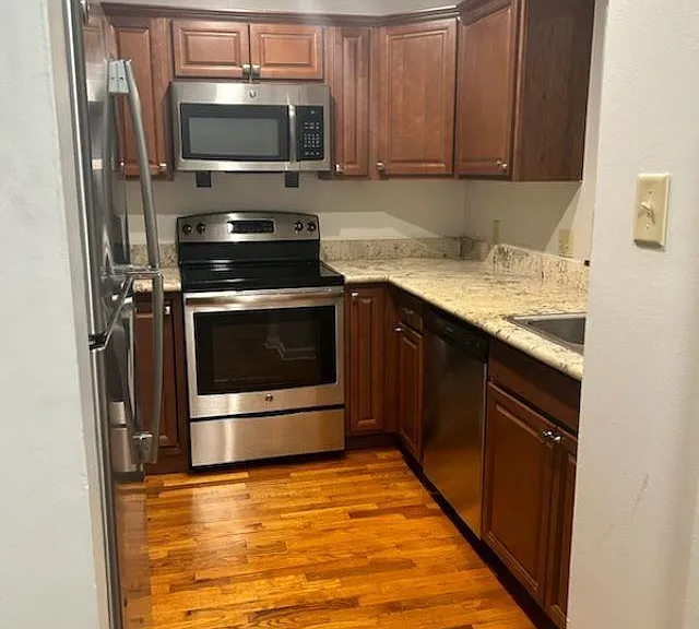 1500 Center St #8 — Photo 4